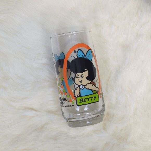 Vintage 1986 Betty The Flintstone Kids Pizza Hut Collector's Mug Cup - Picture 1 of 6